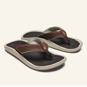 OluKai Mens Water-Ready Beach Sandals Flip Flops, Ulele, Size 9, Color Dark Wood